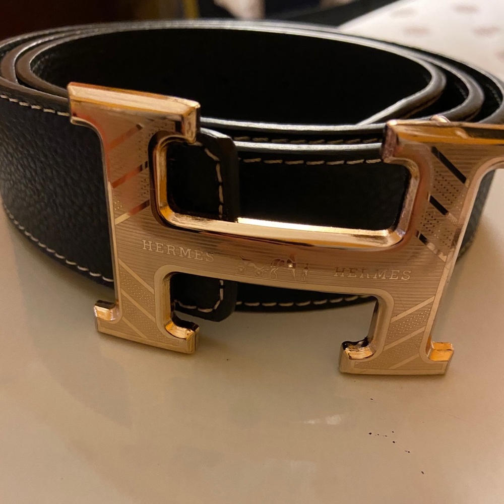 Hermès belt
